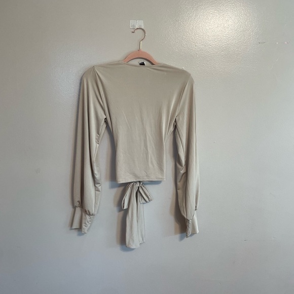 𝅺WINDSOR Beige Top - Picture 13 of 14